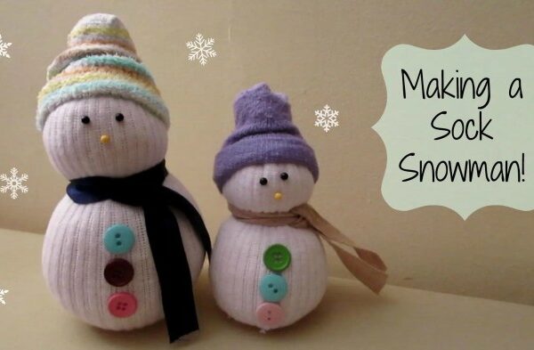 How to make a decoration snowman with socks