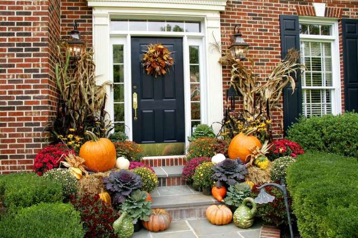 When can u start decorating for fall